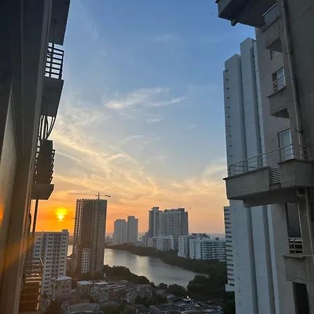 Apartamento Vacacional Cerca Del Mar Cartagena Exterior foto