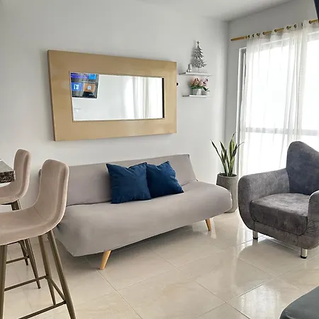 Apartamento Vacacional Cerca Del Mar Cartagena Exterior foto