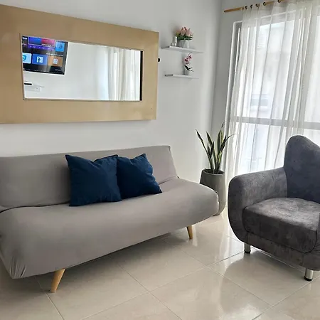 Apartamento Vacacional Cerca Del Mar Cartagena Exterior foto