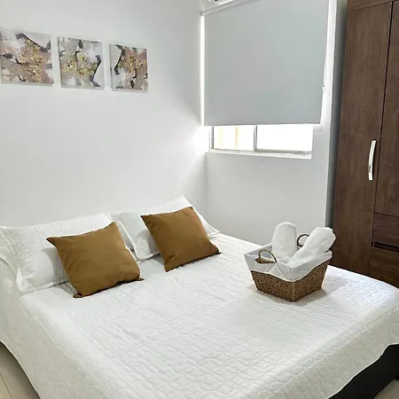 Apartamento Vacacional Cerca Del Mar Cartagena Exterior photo